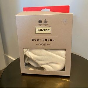 Hunter fleece boot socks in cream, size L (shoe size 8-10)